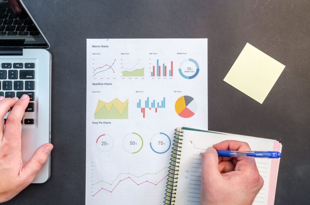 Topical authority strategy with content clusters and internal links